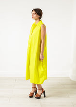 Cargar imagen en el visor de la galería, Balloon Cotton Dress in Yellow