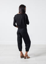Cargar imagen en el visor de la galería, Boat Neck Top in Black