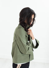 Cargar imagen en el visor de la galería, Big Army Jacket in Olive
