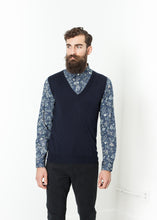 Cargar imagen en el visor de la galería, Basic Gilet in Navy
