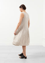 Cargar imagen en el visor de la galería, Bean Dress
